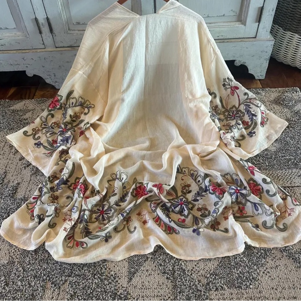 Long Sleeve Embroidered Floral Cardigan Kimono Top